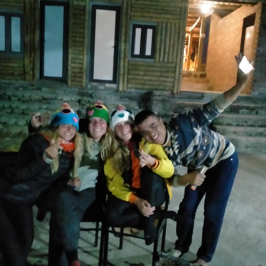 Du Gia Homestay Friendly Làng Cac Zewnętrze zdjęcie