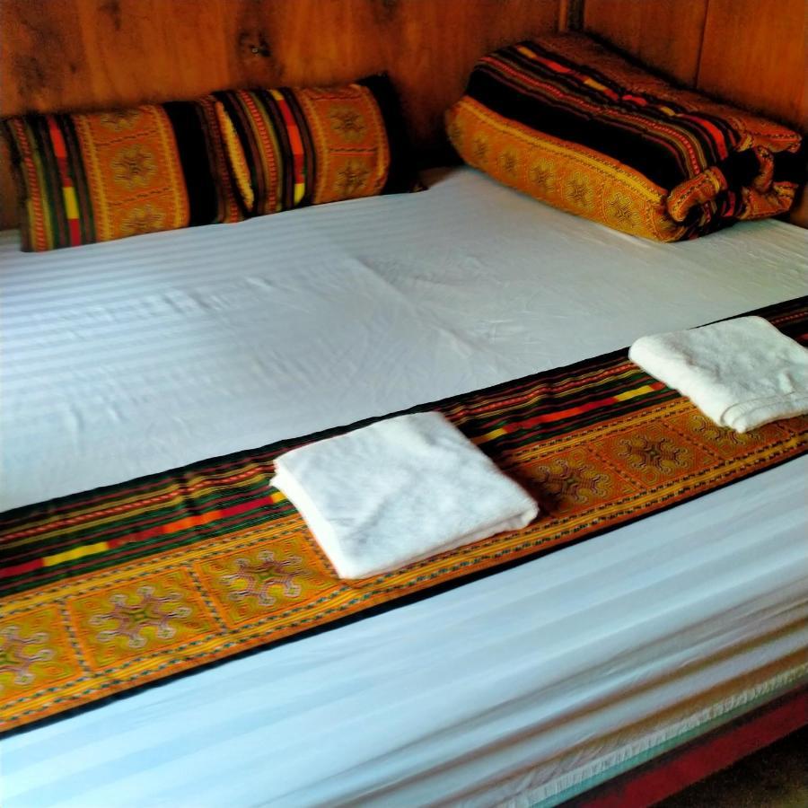 Du Gia Homestay Friendly Làng Cac Zewnętrze zdjęcie