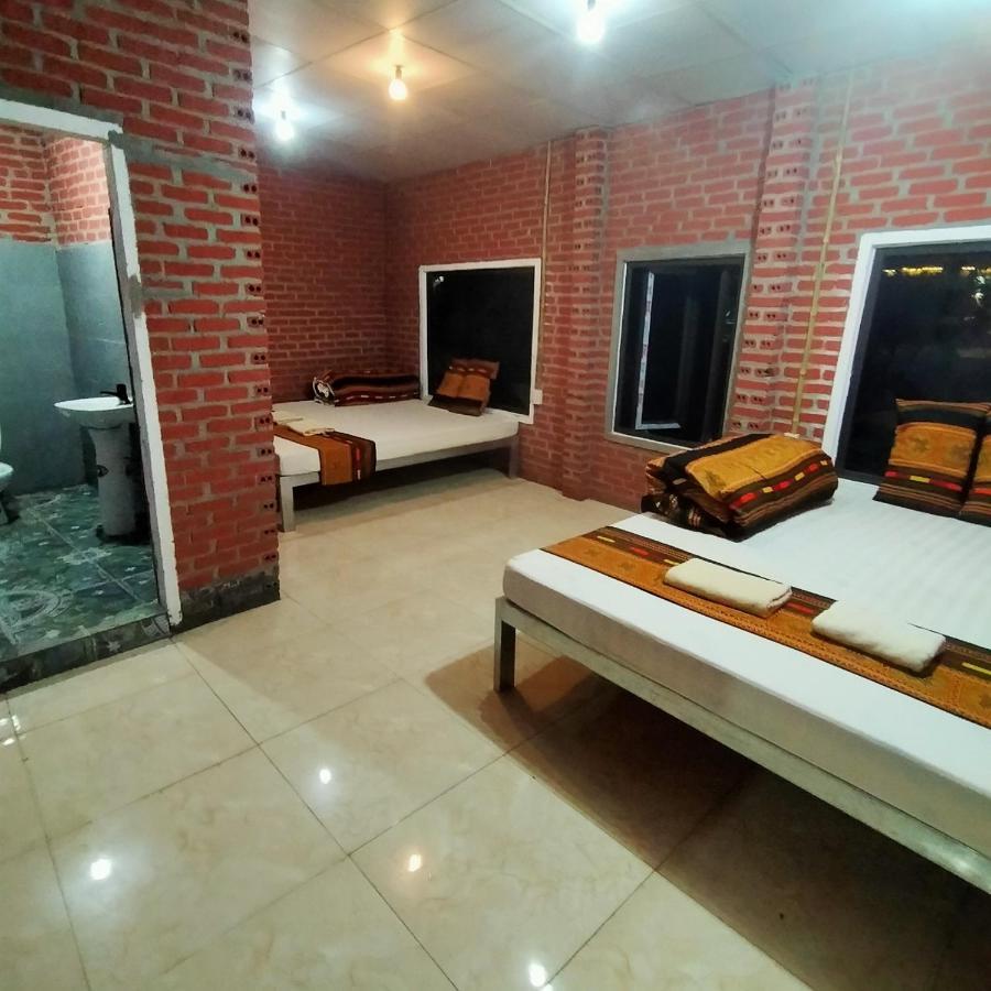 Du Gia Homestay Friendly Làng Cac Zewnętrze zdjęcie